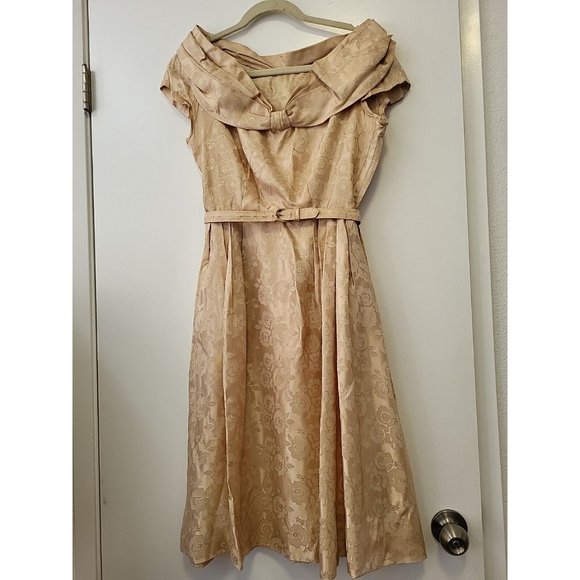 Vintage 1950's Satin Brocade Fit and Flare Rockabilly Dress Champagne Small  - joarbit.com